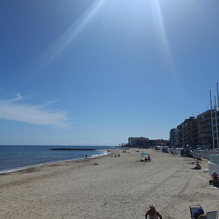 Pmt19 - Los Locos 19 - Edificio Orbiplaya Torrevieja Exterior photo